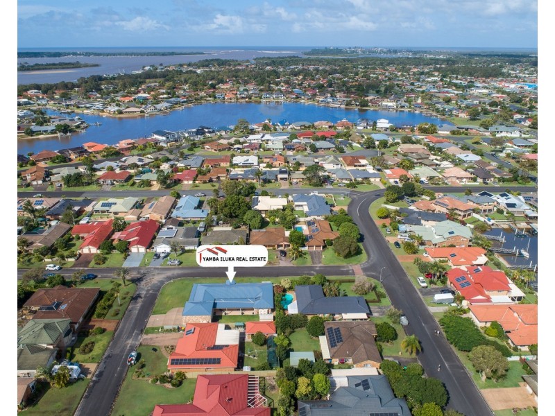 70 Palm Tce, Yamba NSW 2464