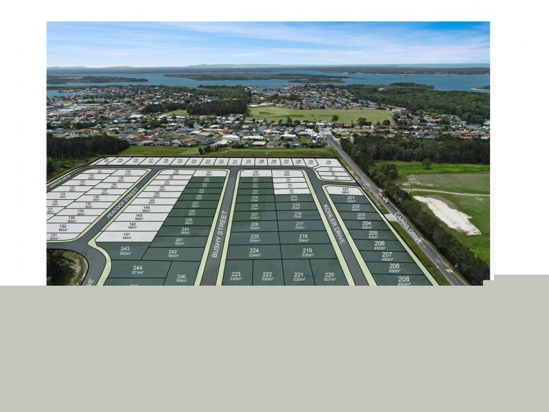220/22 Carrs Drive, Yamba NSW 2464