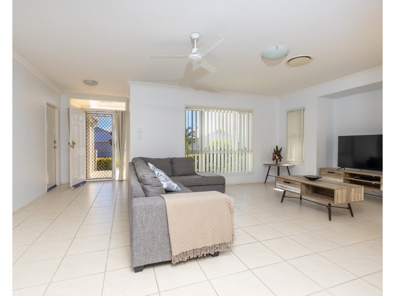 72 The Drive, Yamba NSW 2464