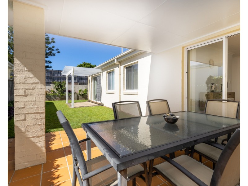 72 The Drive, Yamba NSW 2464