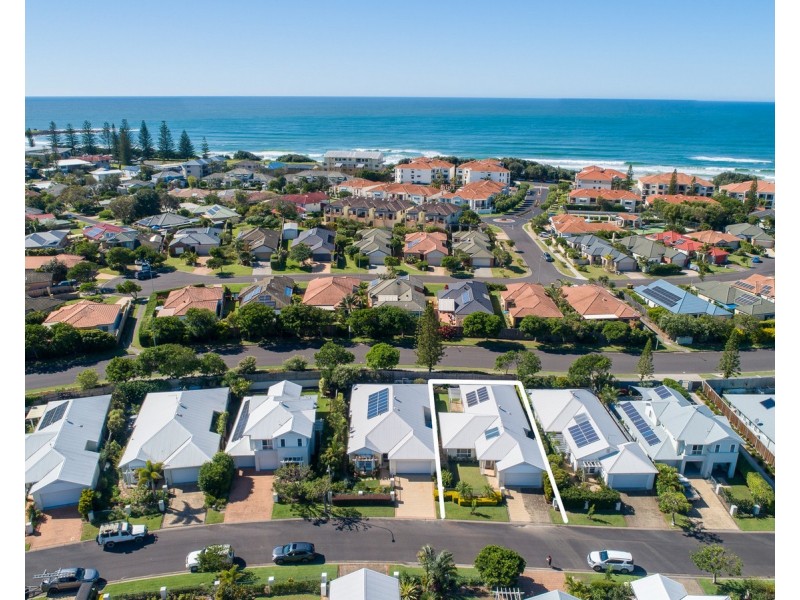 72 The Drive, Yamba NSW 2464