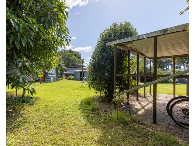 8 Cypress Close, Iluka NSW 2466