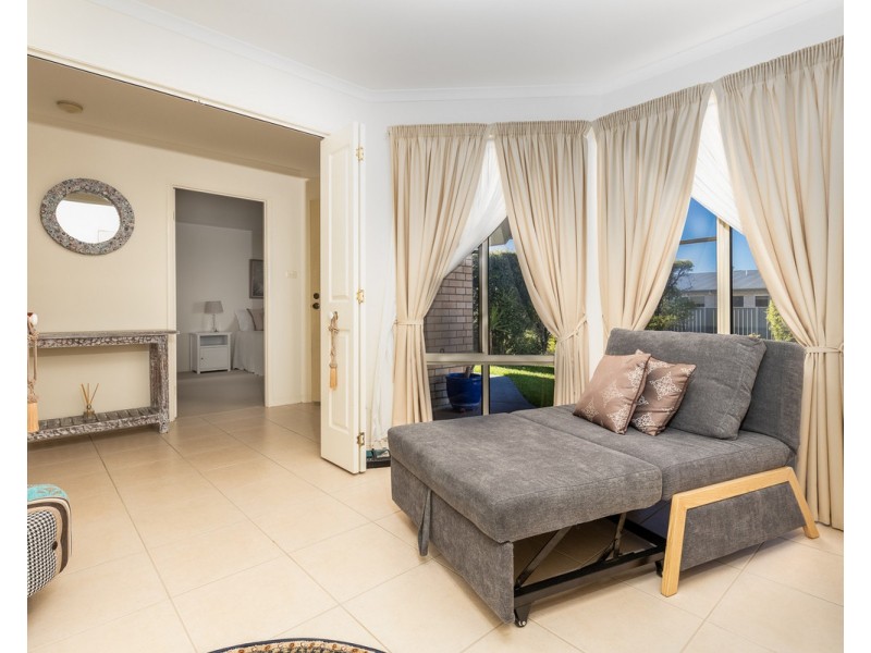 17 Harold Tory Drive, Yamba NSW 2464