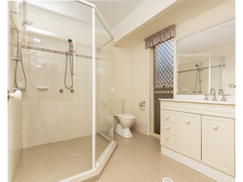 17 Harold Tory Drive, Yamba NSW 2464