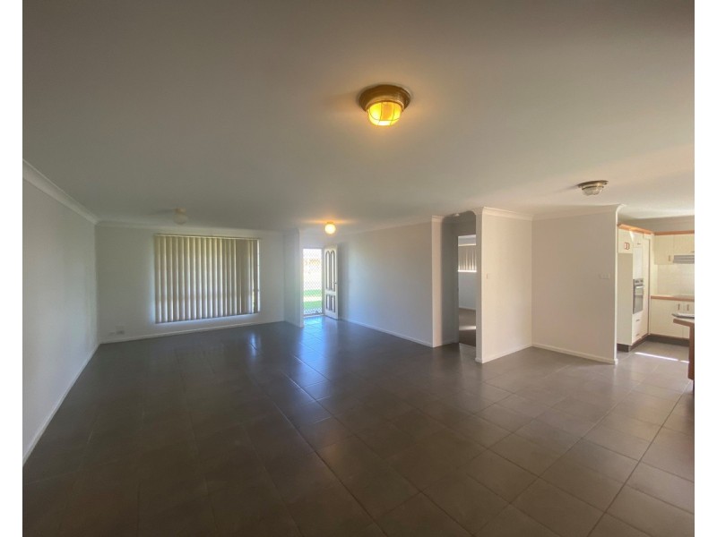 4 Palm Terrace, Yamba NSW 2464