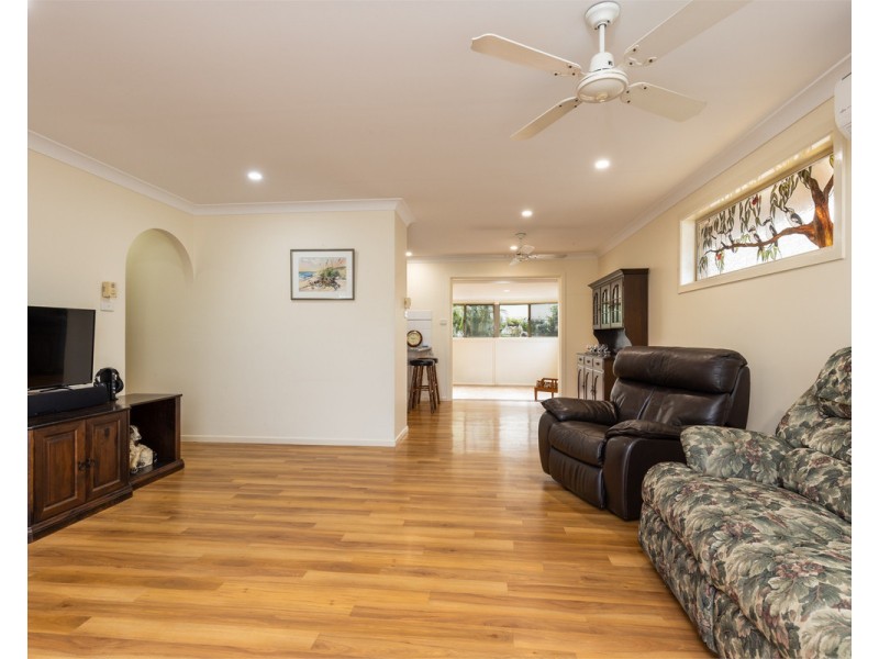 2/9 Urara Street, Yamba NSW 2464