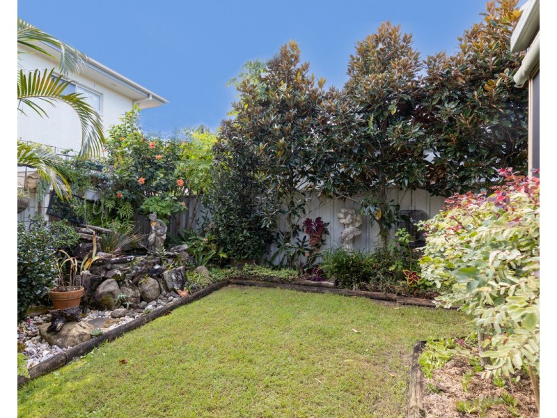 2/9 Urara Street, Yamba NSW 2464