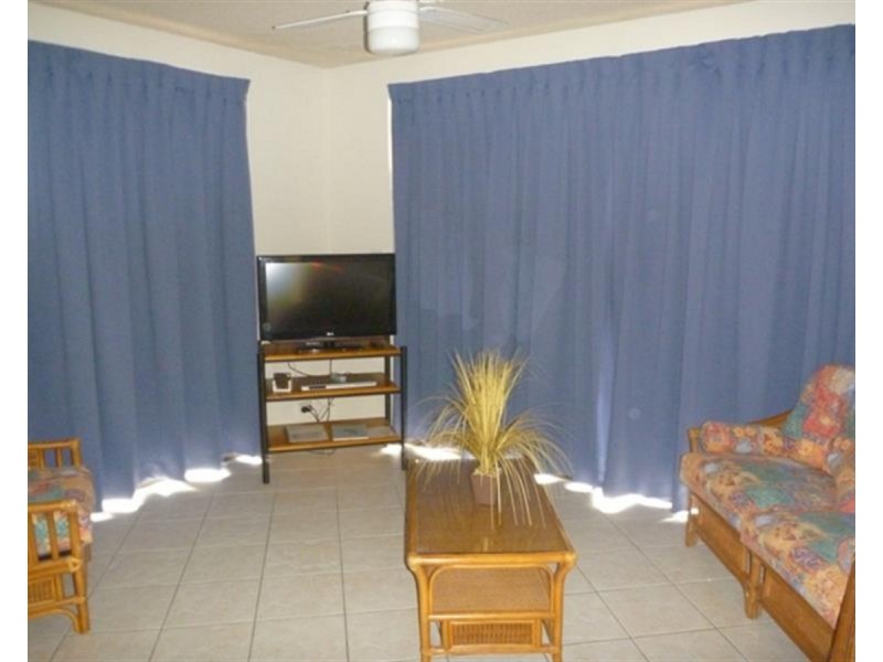 8/22 Clarence Street, Yamba NSW 2464