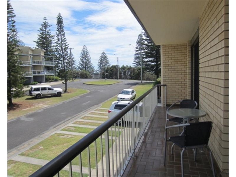 8/22 Clarence Street, Yamba NSW 2464