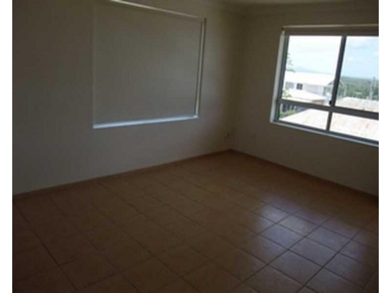 4/11 Campbell’s Lane, Yamba NSW 2464
