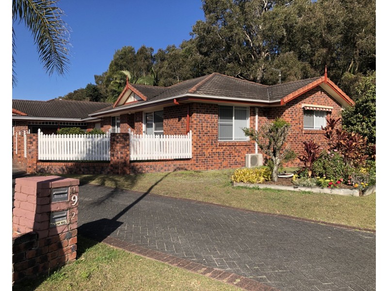 2/9 Freeburn Street, Yamba NSW 2464