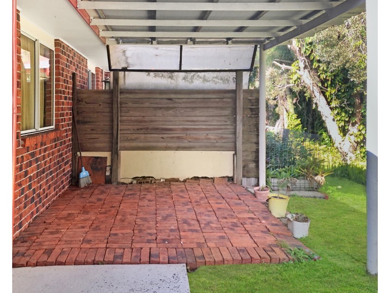 2/9 Freeburn Street, Yamba NSW 2464