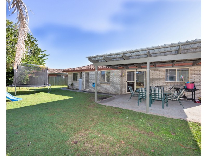 7 Plover Close, Yamba NSW 2464