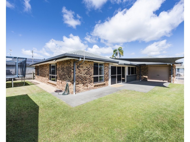 27 Abelia Avenue, Yamba NSW 2464