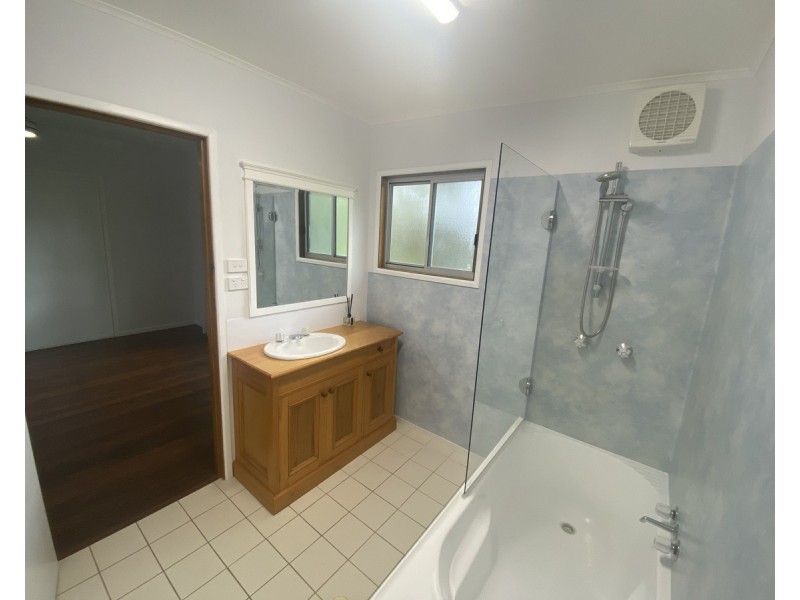 181 Yamba Road, Yamba NSW 2464