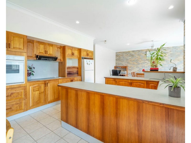 20 Wattle Drive, Yamba NSW 2464