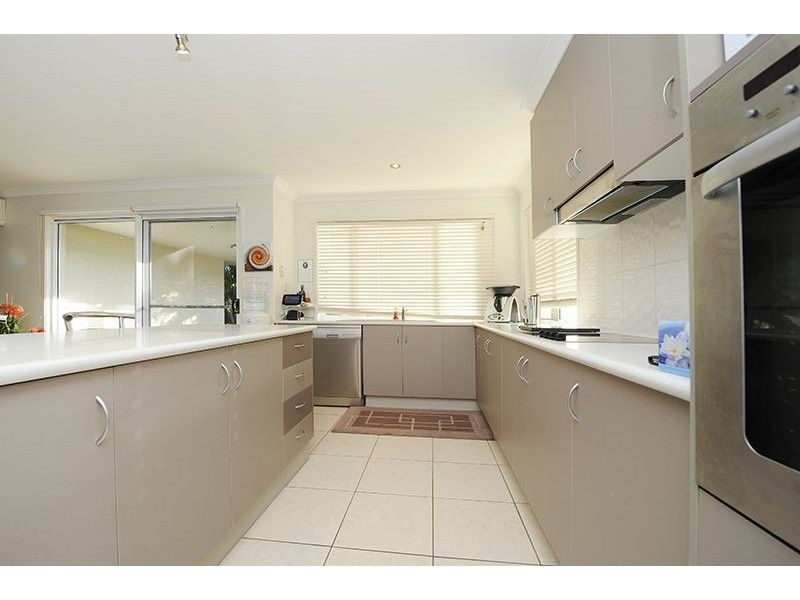 1 White Cedar Drive, Meridan Plains QLD 4551