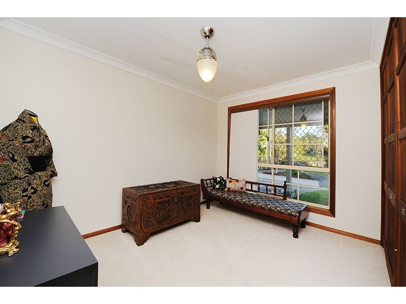 2 Brolga Court, Little Mountain QLD 4551
