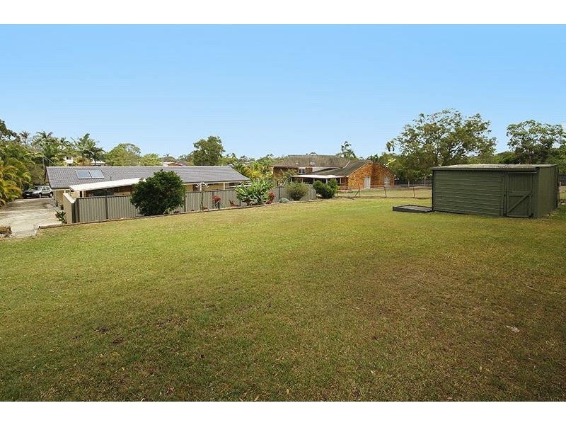 2 Brolga Court, Little Mountain QLD 4551