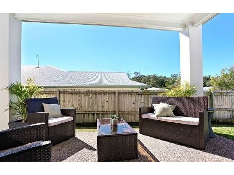 35 Kurrajong Crescent, Meridan Plains QLD 4551