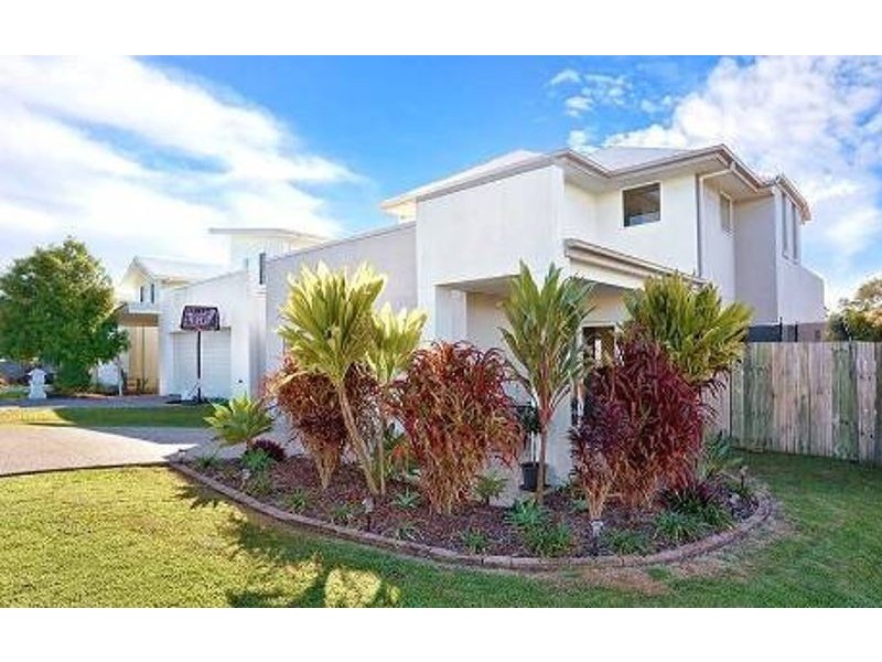 35 Kurrajong Crescent, Meridan Plains QLD 4551