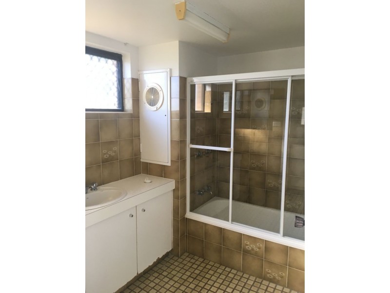 2/23 Verney Street, Kings Beach QLD 4551