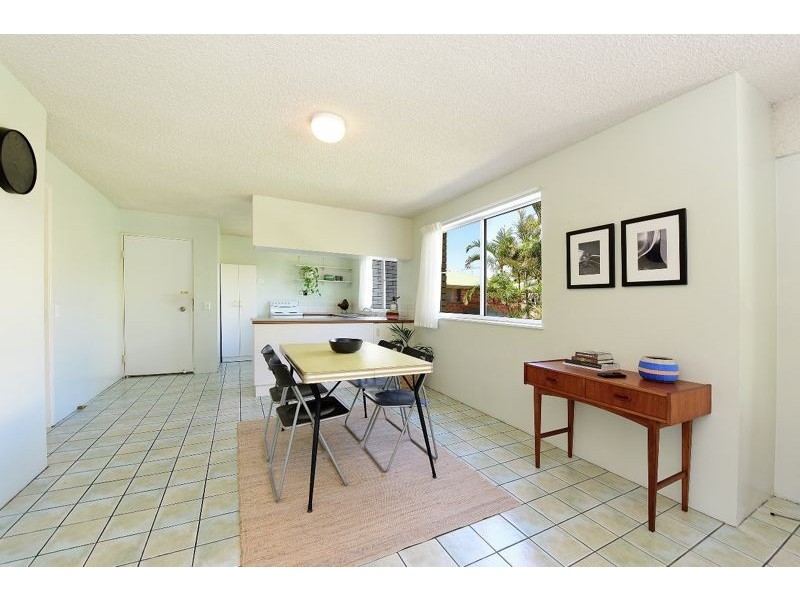 1/7 Queen Street, Moffat Beach QLD 4551