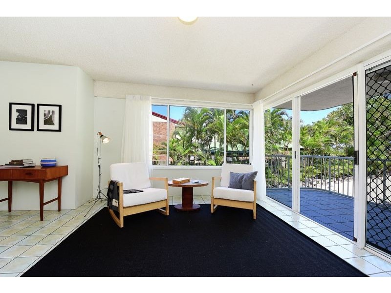 1/7 Queen Street, Moffat Beach QLD 4551