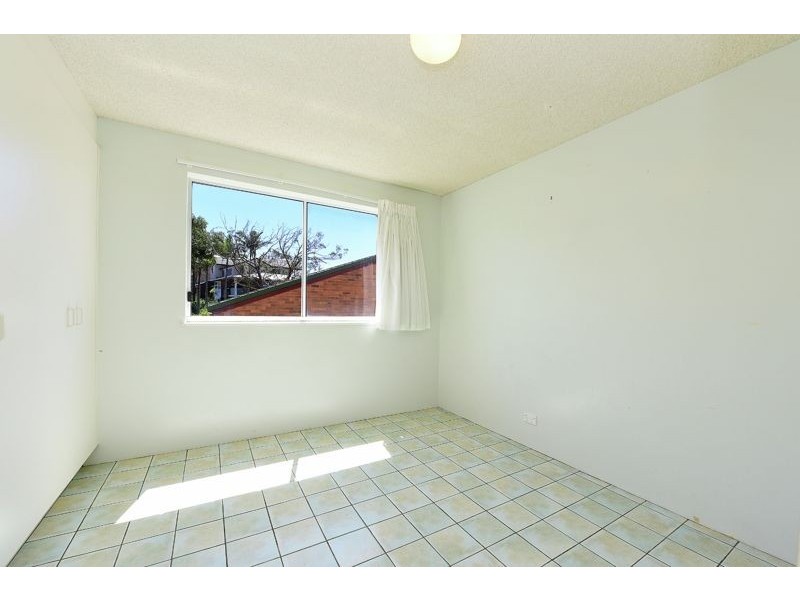 1/7 Queen Street, Moffat Beach QLD 4551