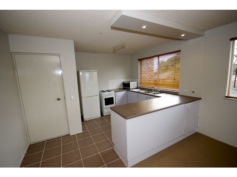 4/7 Queen Street, Moffat Beach QLD 4551