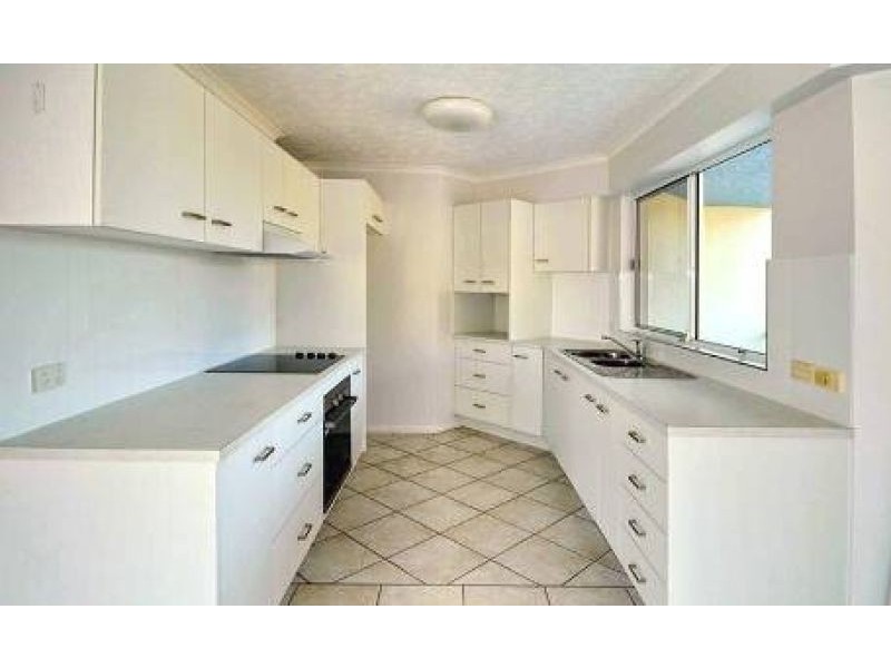 5/9 Hume Parade, Currimundi QLD 4551