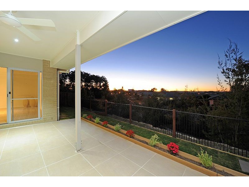 14 Forest View Way, Little Mountain QLD 4551