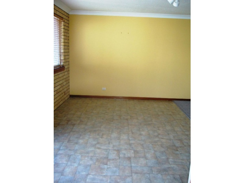 5-7 Mahia Tce, Kings Beach QLD 4551