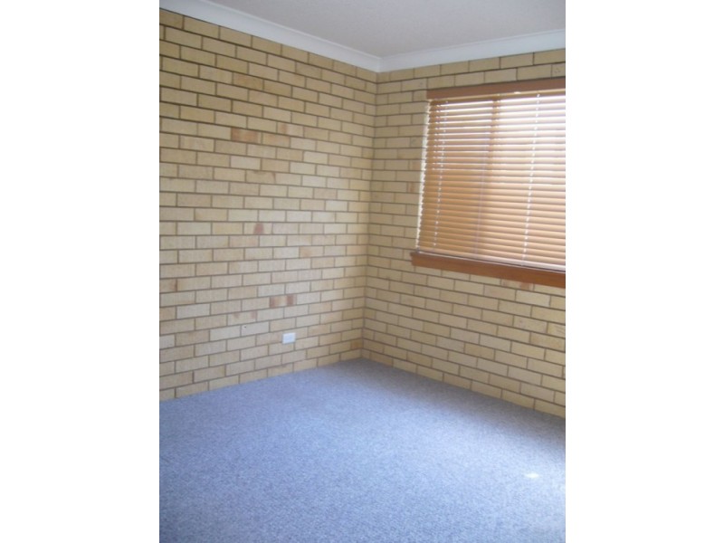 5-7 Mahia Tce, Kings Beach QLD 4551