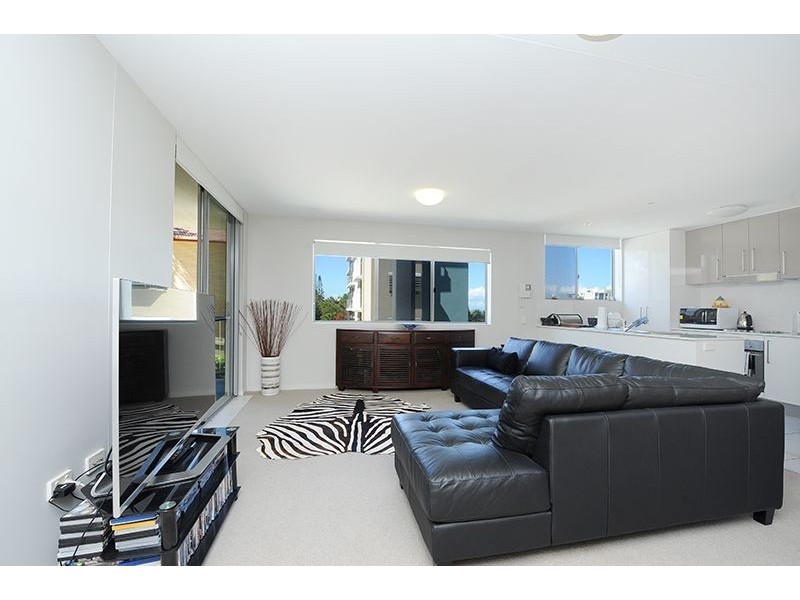 5/11 “Outlook” Canberra Terrace, Kings Beach QLD 4551