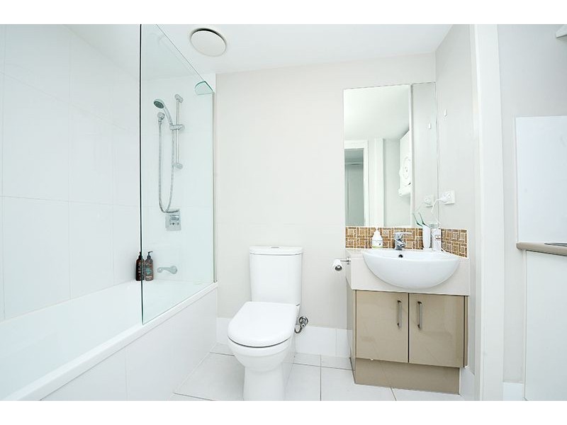 5/11 “Outlook” Canberra Terrace, Kings Beach QLD 4551