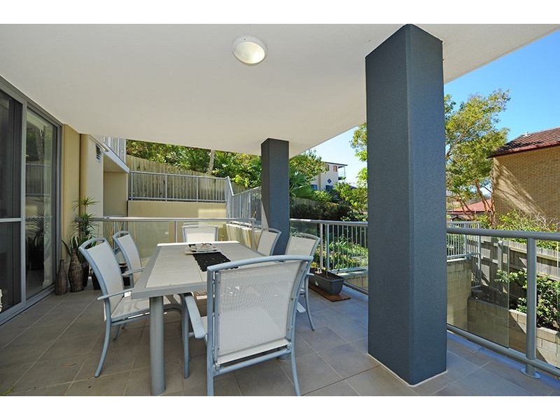 5/11 “Outlook” Canberra Terrace, Kings Beach QLD 4551