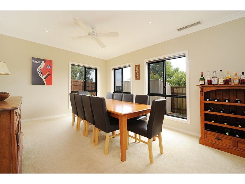 49 Hillview Crescent, Little Mountain QLD 4551