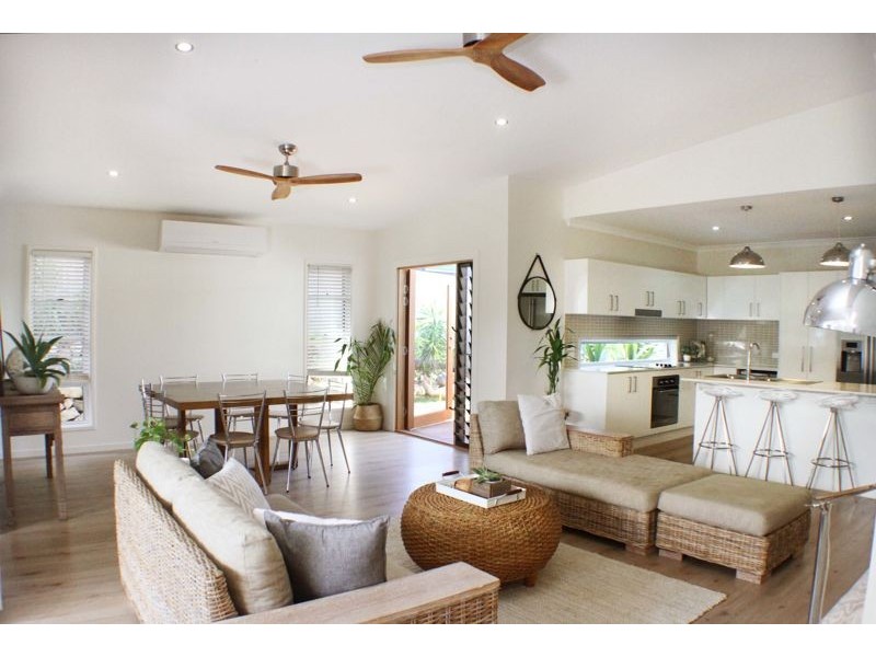 7 Marshall Crescent, Aroona QLD 4551