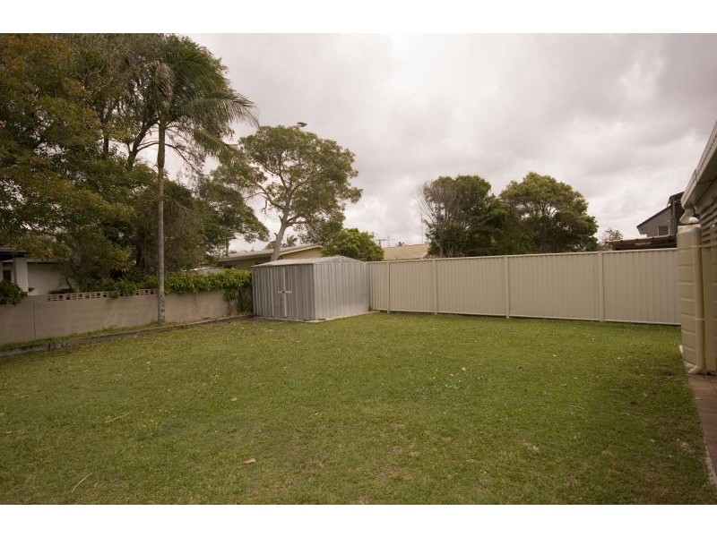 63 Currimundi Road, Currimundi QLD 4551