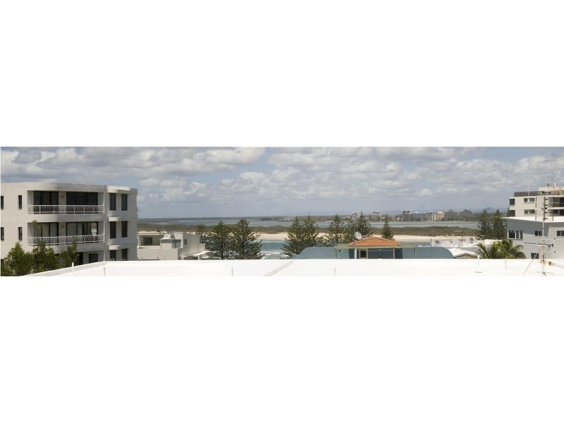 8/35 Lower Gay Terrace, Kings Beach QLD 4551