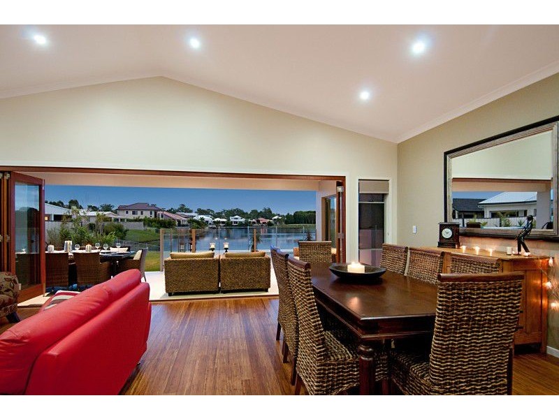 5 Francis Court, Pelican Waters QLD 4551