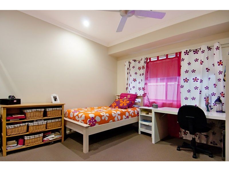 5 Francis Court, Pelican Waters QLD 4551