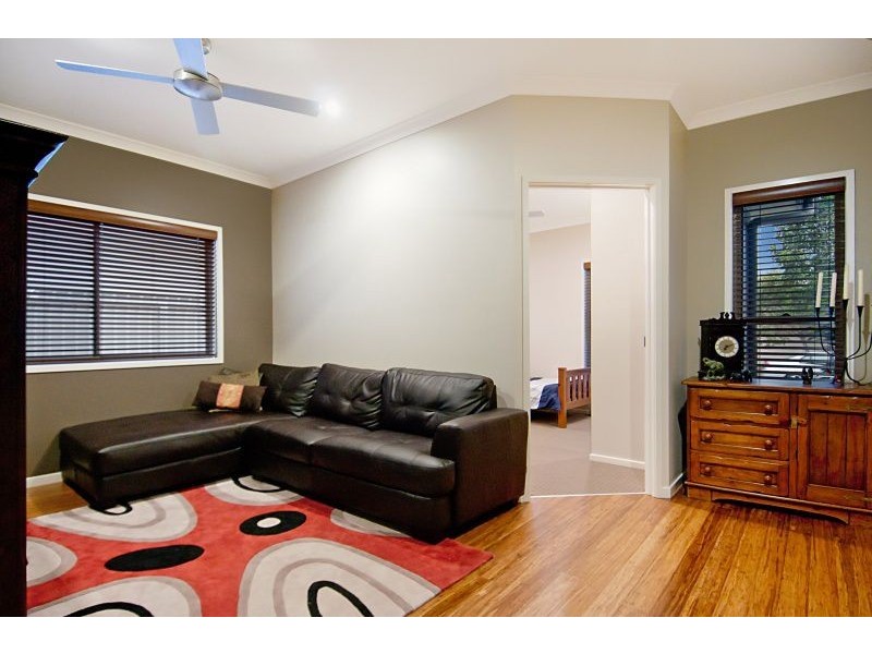 5 Francis Court, Pelican Waters QLD 4551