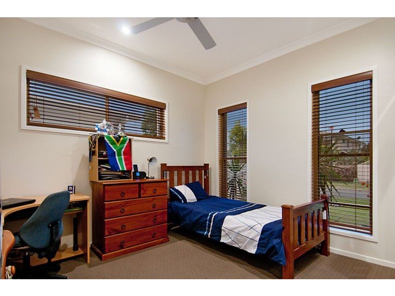 5 Francis Court, Pelican Waters QLD 4551