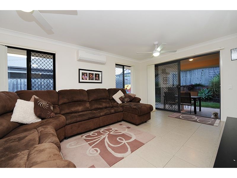 45 Alicia Circuit, Little Mountain QLD 4551