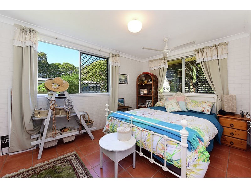 6 Drake Street, Golden Beach QLD 4551
