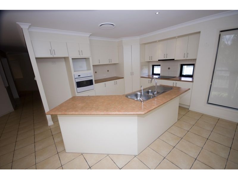 30 Investigator Place, Pelican Waters QLD 4551