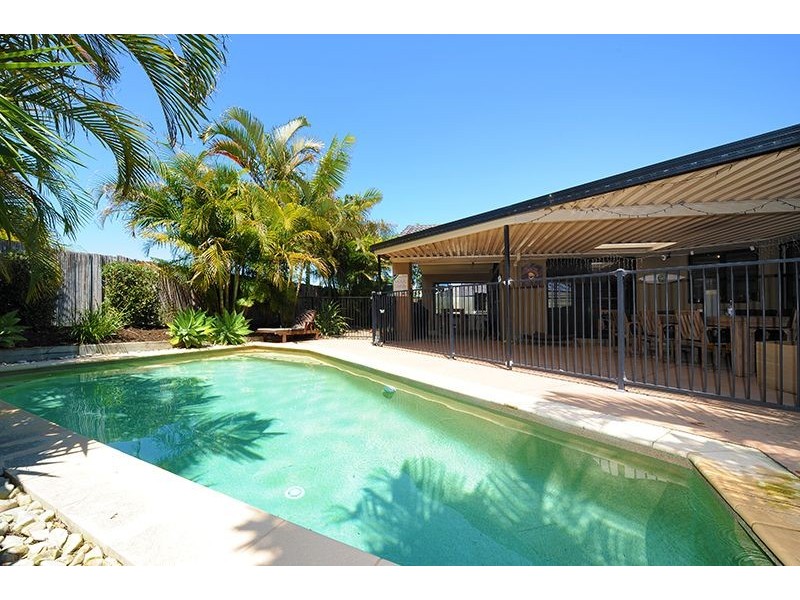 39 O’Reilly Drive, Caloundra West QLD 4551