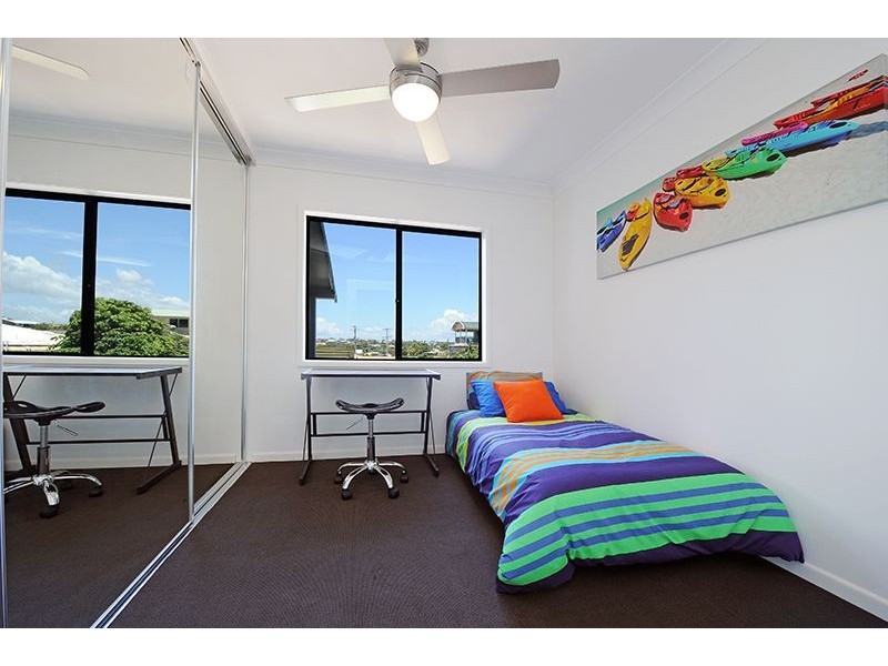 39 Elinya Street, Battery Hill QLD 4551
